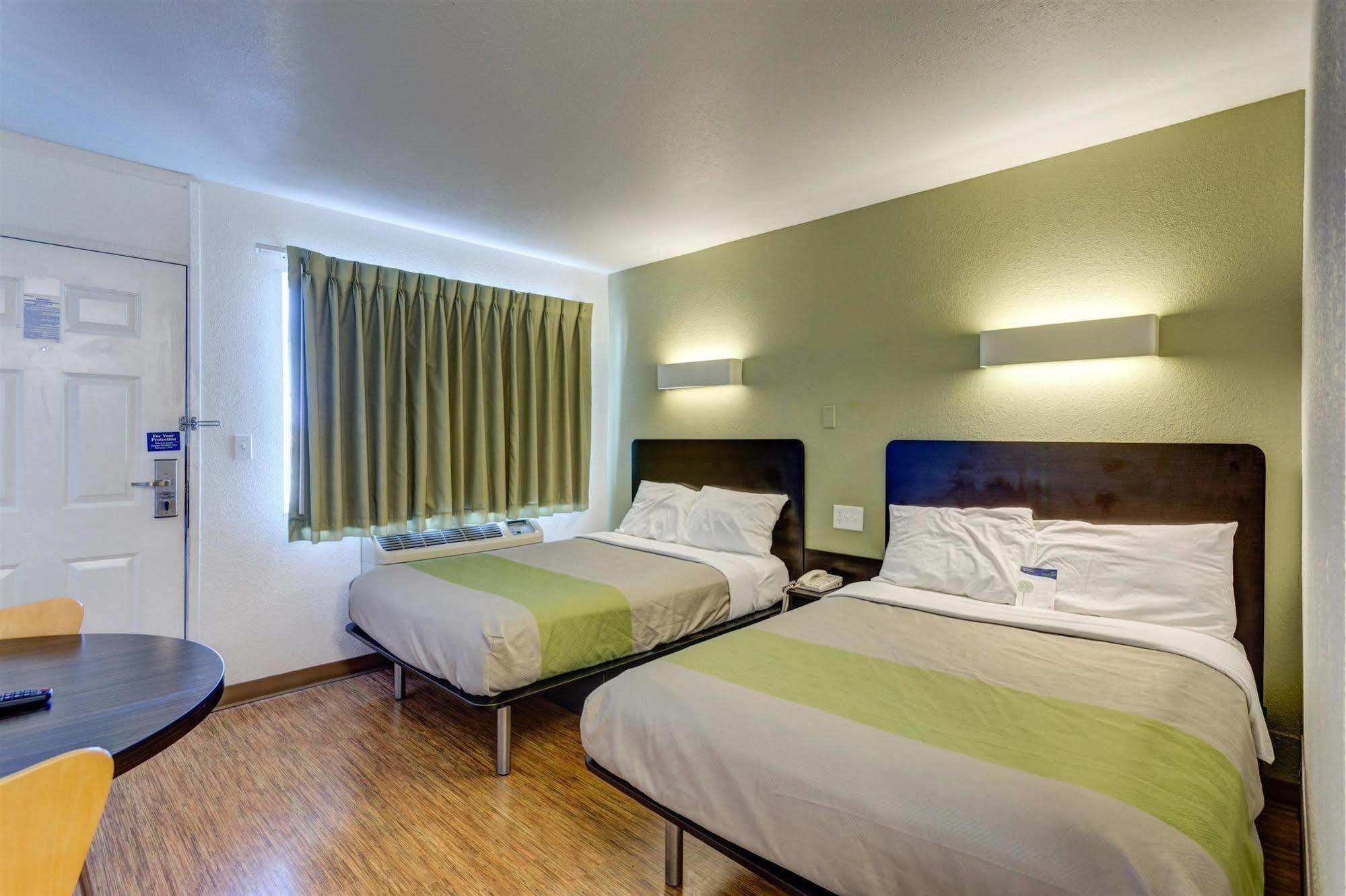 Americas Best Value Inn Bowling Green Exterior foto